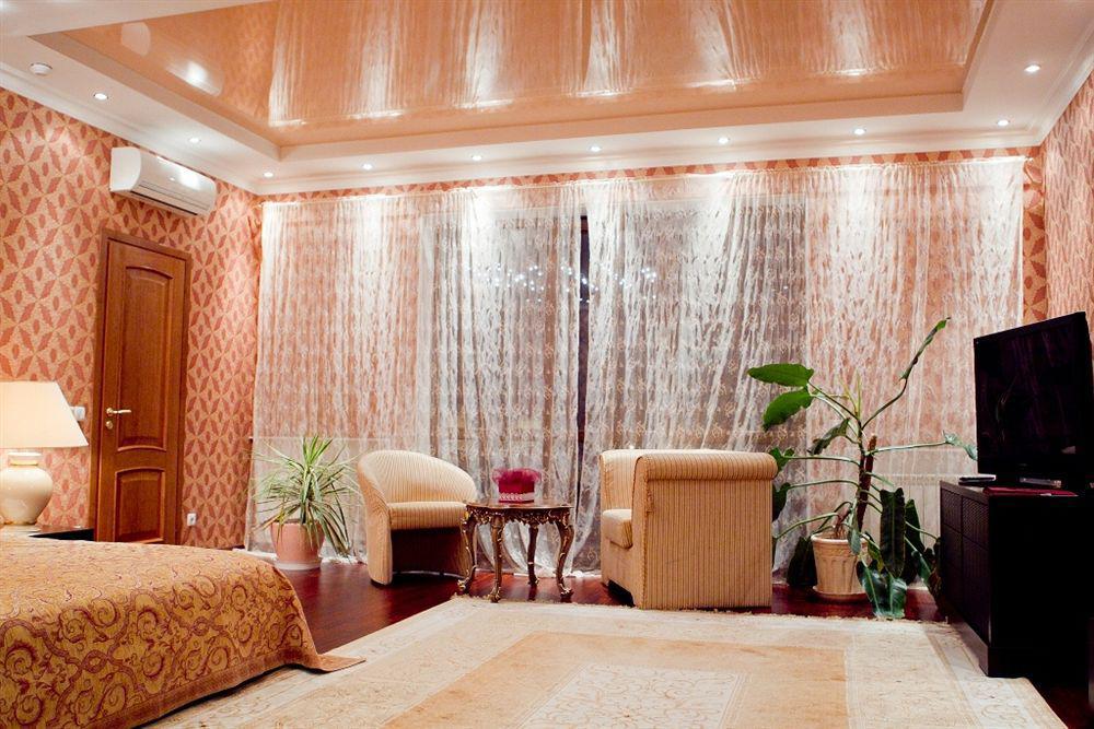 Diplomat Club Hotel Chisinau Quarto foto